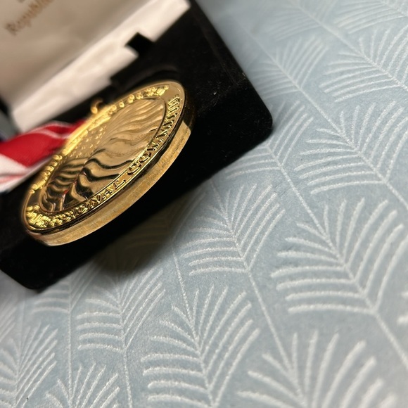 Nation Republican Congressional Committee coin award - Picture 11 of 13